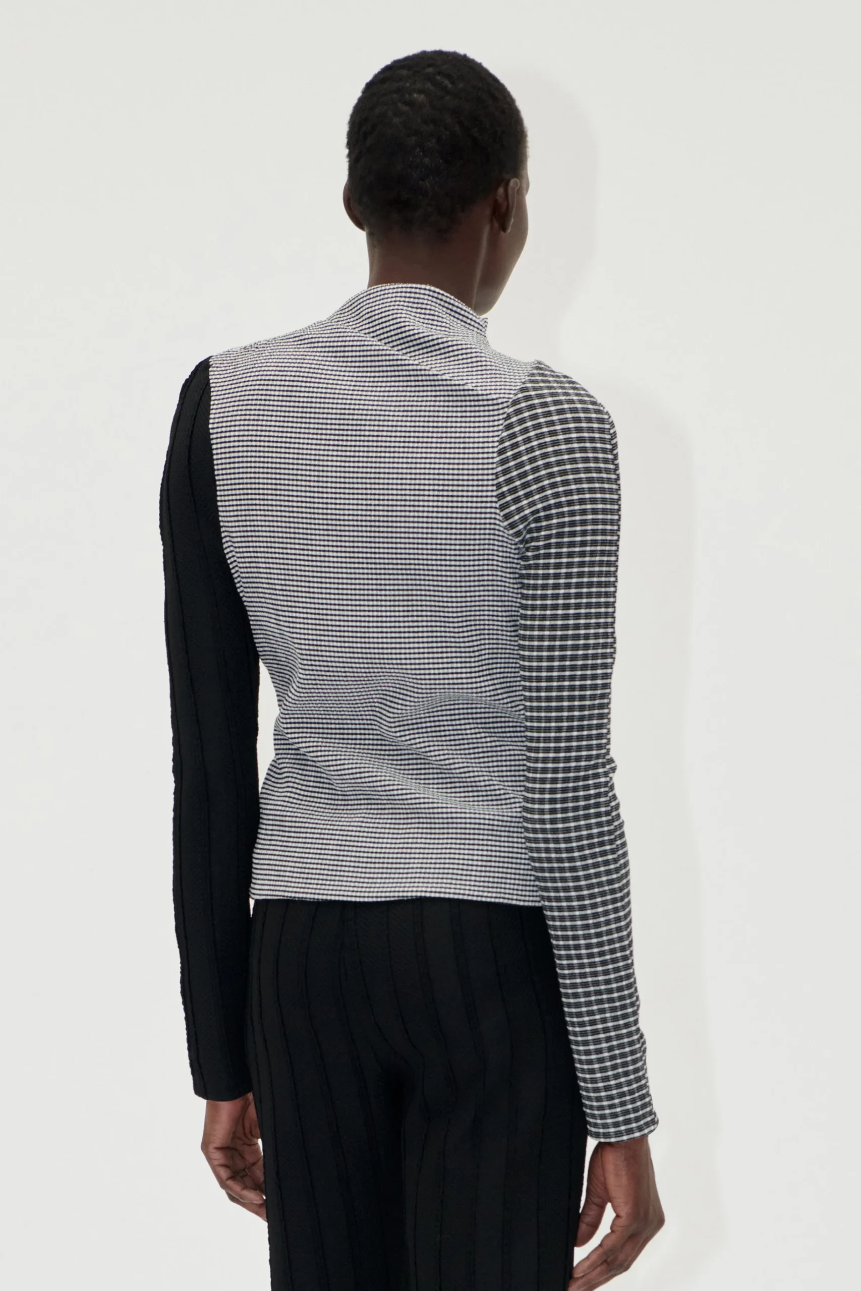 Long Sleeve Pleated Shoulder Top - Black / White-STINE GOYA Cheap